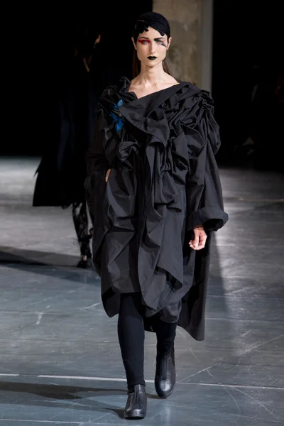 Look 35
